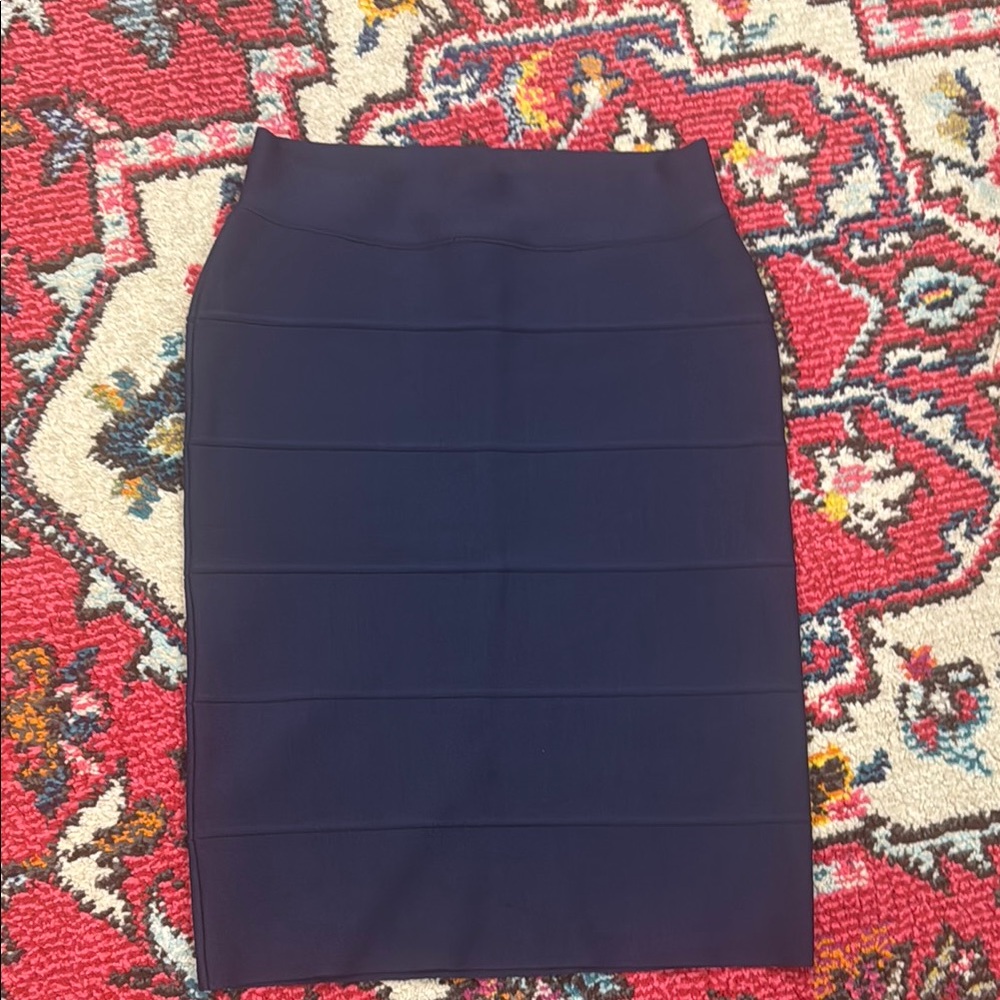 BCBG Max Azria Navy Blue Skirt size small